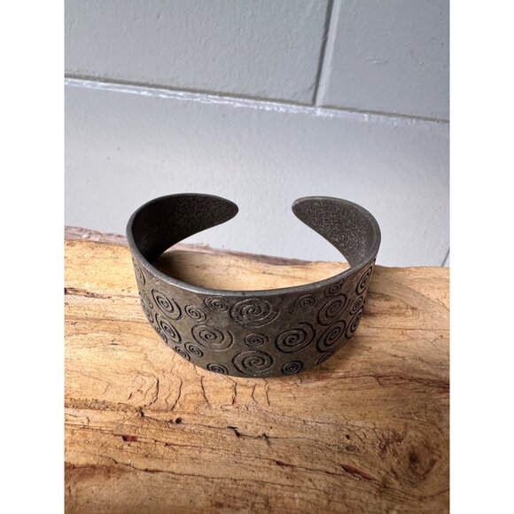 St Justin Pewter Celtic Spiral Patterned Open Cuff Bracelet - Picture 7 of 7